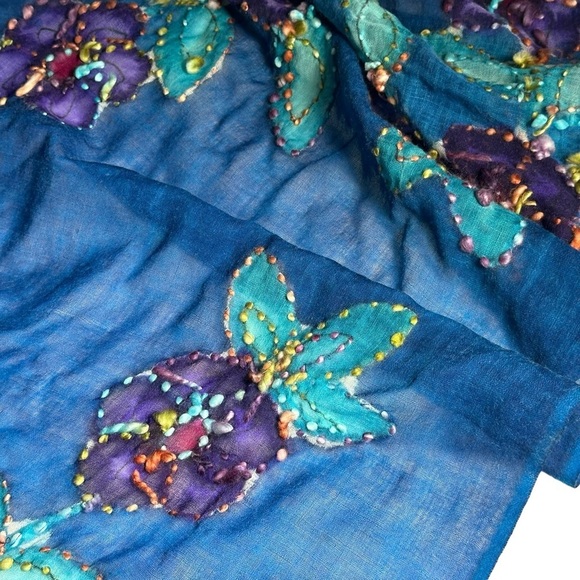 Exclusively For Signals Wool Blue Purple Floral Embroidered Scarf - Picture 9 of 13